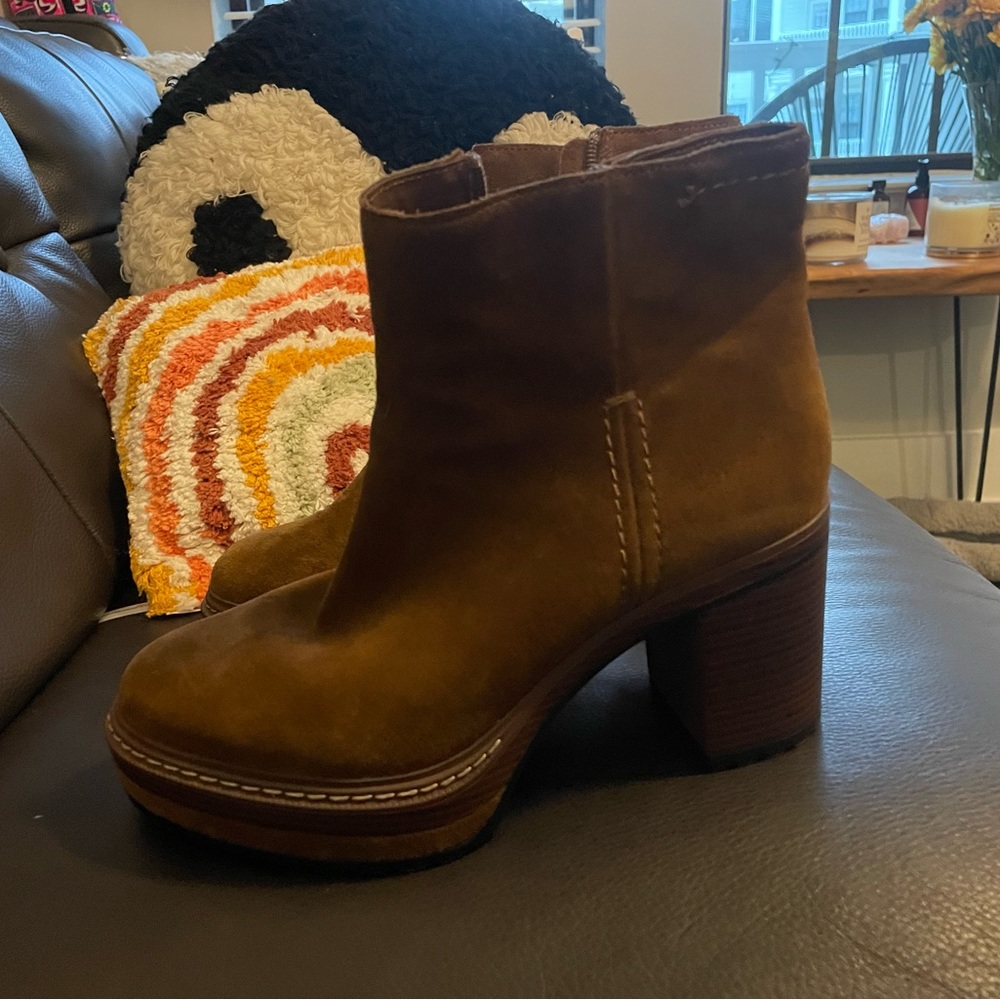 Beautiful booties. Only worn once. Steve Madden.
